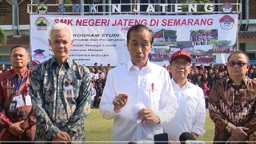 Presiden Jokowi saat kunjungi SMK Jateng di Semarang (YouTube Sekretariat Presiden)