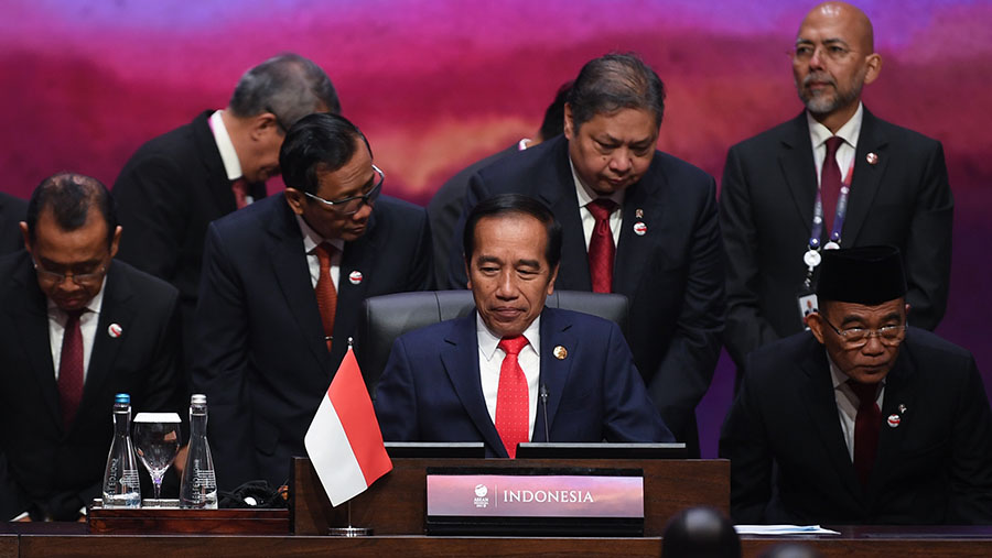 Presiden Jokowi saat Plenary Session KTT ASEAN ke-43 di Jakarta, Selasa (5/9/2023). (Media Center KTT ASEAN 2023/M Agung Rajasa)