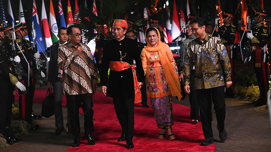 Presiden Jokowi tiba untuk Gala Dinner KTT ke-43 ASEAN di Plataran, Jakarta, Rabu (6/9/2023). (Media Center KTT ASEAN 2023/Aditya Pradana Putra)