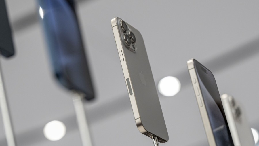 Bentuk iPhone 15 terbaru (Dok: Bloomberg)