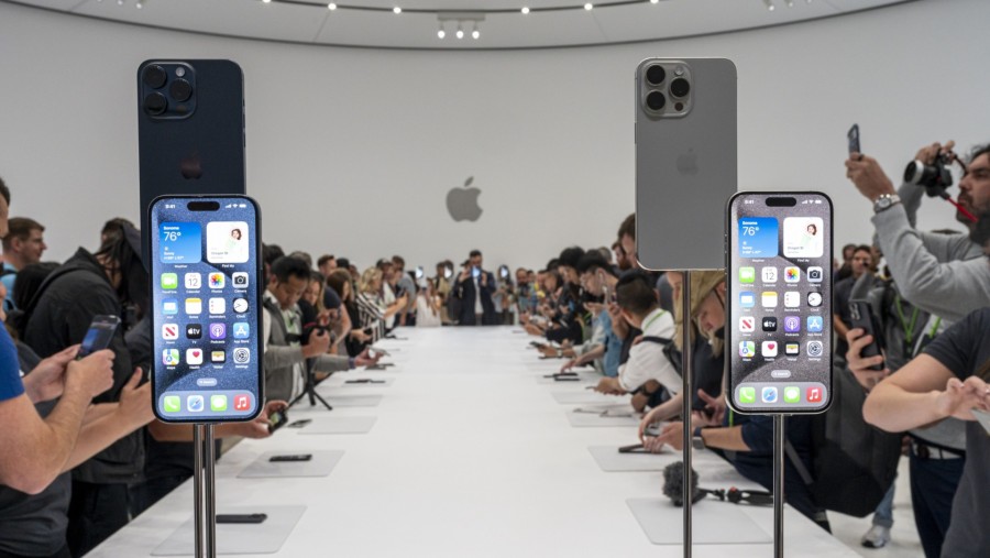 Bentuk iPhone 15 terbaru (Dok: Bloomberg)