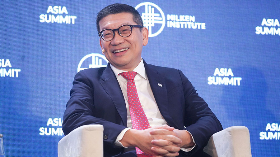 CEO GIC Pte, Lim Chow Kiat berbicara pada Milken Institute Asia Summit di Singapura, Rabu (13/9/2023). (Ore Huiying/Bloomberg)