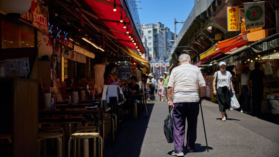 Lansia di Jepang. (Sumber: Bloomberg)