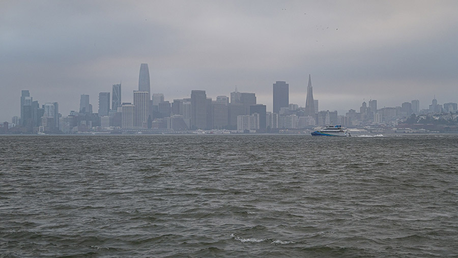 Perusahaan utilitas California memberi peringatan bahwa mereka mungkin akan terpaksa melakukan pemadaman pasokan listrik (David Paul Morris/Bloomberg)