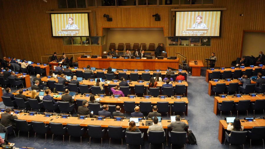 Menlu Retno Marsudi di Pertemuan Pleno Tingkat Tinggi untuk memperingati Hari Internasional Pemusnahan Total Senjata Nuklir (Dok Kemlu RI)