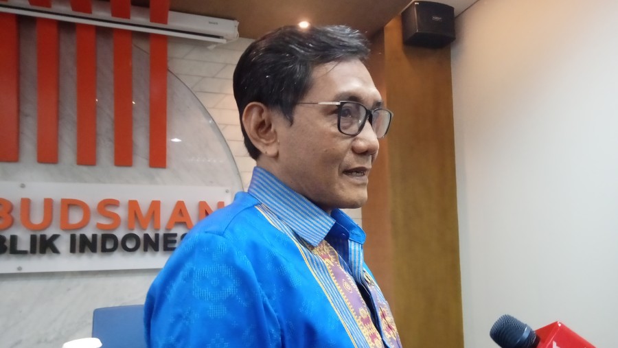 Anggota Ombudsman, Johanes Widijantoro (Bloomberg Technoz/Pramesti Regita)