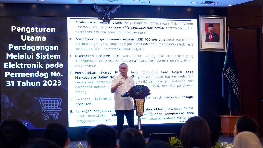 Menteri Perdagangan (Mendag) Zulkifli saat memberi keterangan pers revisi aturan PMSE atau social commerce. (Dok: Kemendag)