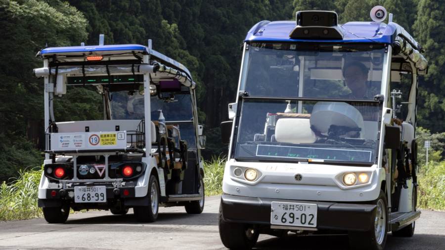 Kendaraan otonom dengan kategori swakemudi level-4 di Fukui, Jepang. (Dok: Buddhika Weerasinghe/Bloomberg)