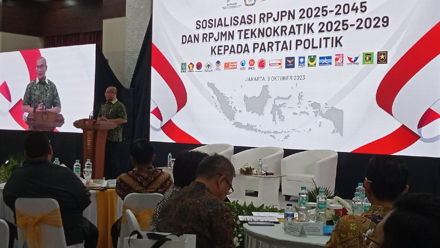 Ketua KPU Hasyim Asy'ari di acara RPJPN kepada partai politik (Bloomberg Technoz/Pramesti Regita Cindy)