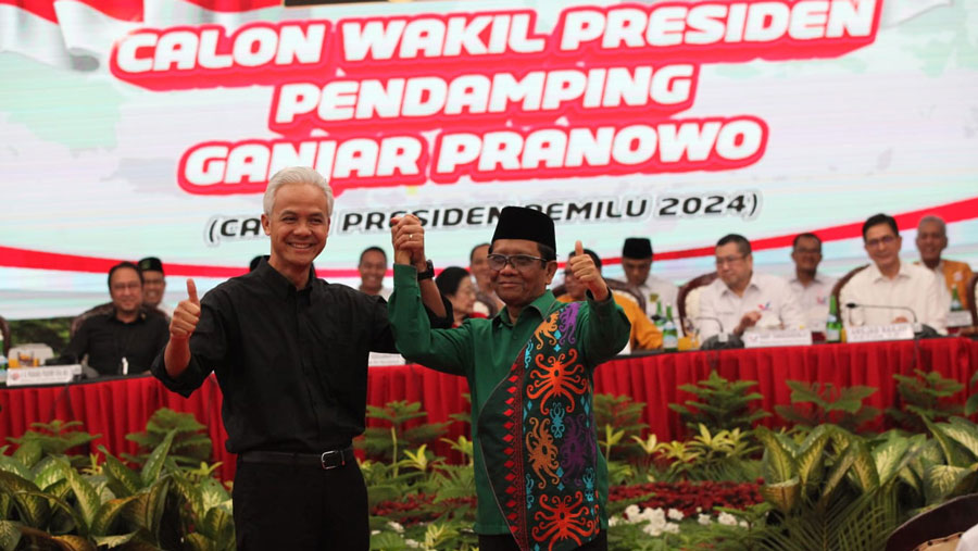 Pasangan calon presiden dan wakil presiden Ganjar Pranowo dan Mahfud MD (Andrean Kristianto/Bloomberg Technoz)