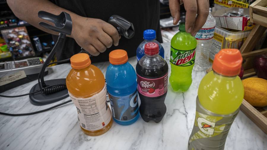 DPR Usul Tarif Cukai Minuman Berpemanis Minimal 2,5% di 2025