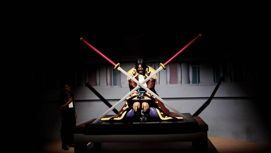 Pameran One Piece 'The Great Era of Piracy' di Mall Of Indonesia (MOI) Jakarta, Selasa (7/11/2023). (Bloomberg Technoz/Andrean Kristianto)