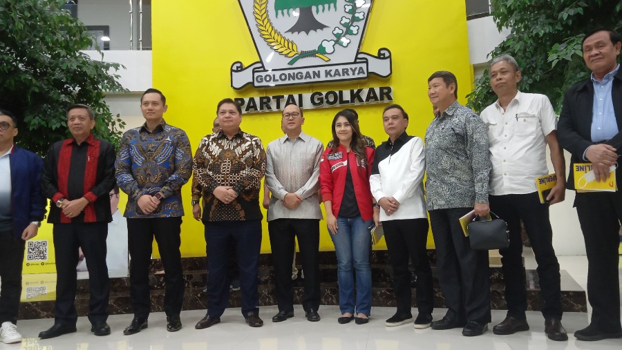 TPN Prabowo-Gibran bersama petinggi Koalisi Indonesia Maju (Bloomberg Technoz/Pramesti Regita)