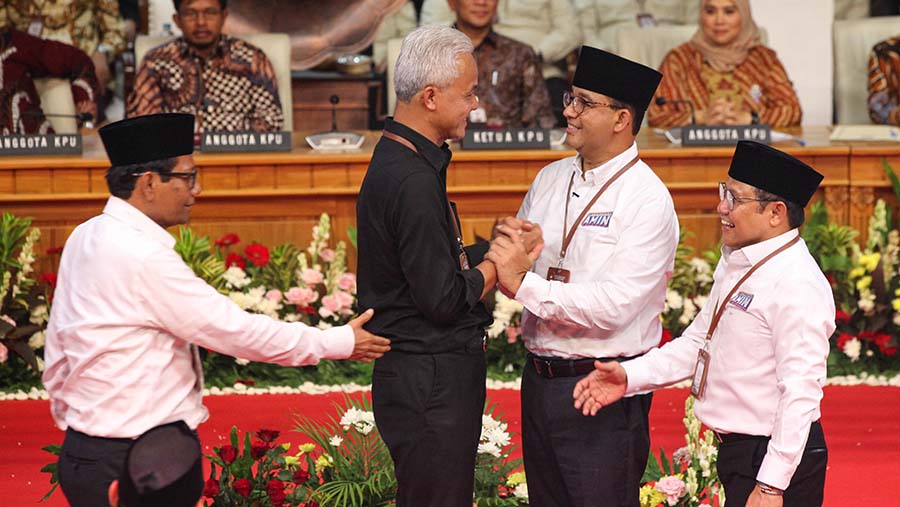 Pengundian dan Penetapan Nomor Urut Pasangan Capres dan Cawapres Pemilu 2024 di Gedung KPU, Selasa (14/11/2023) (Bloomberg Technoz/Andrean Kristianto)