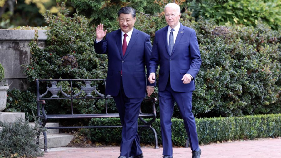 Xi Jinping dan Joe Biden di San Francisco (Sumber: X @SpokespersonCHN)