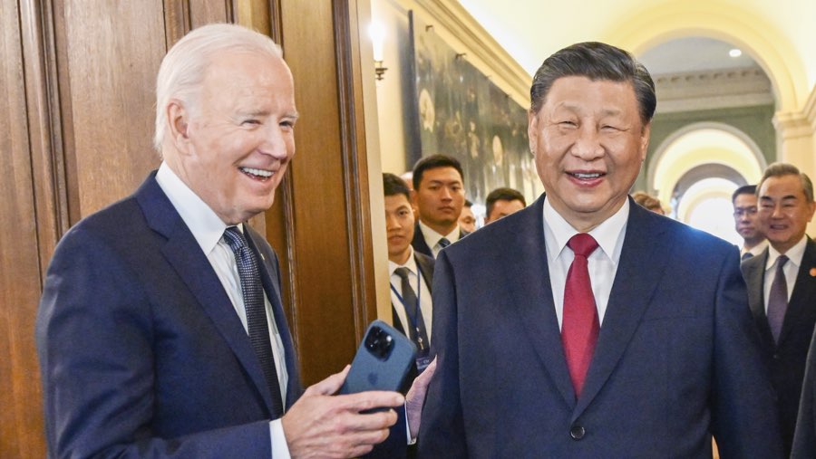 Joe Biden dan Xi Jinping di San Francisco (Sumber: X @SpokespersonCHN)