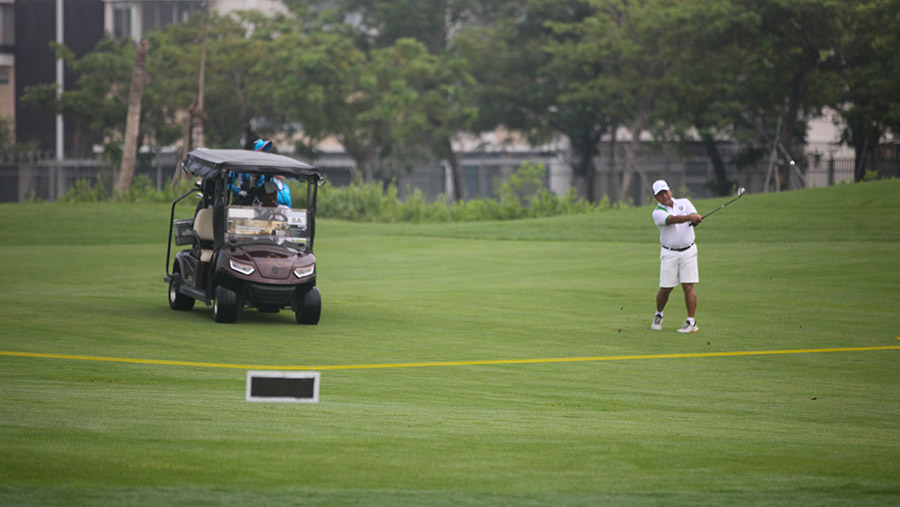 Turnamen golf ini diikut sebanyak 132 peserta. (Bloomberg Technoz/Andrean Kristianto)