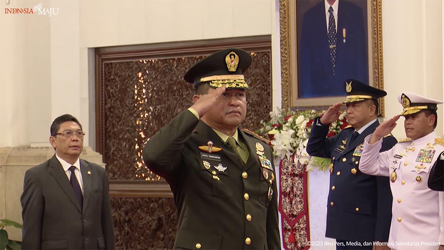 Presiden Jokowi Lantik Kepala Staf Angkatan Darat, Istana Negara, 29 November 2023. (Tangkapan Layar Youtube Setpres)