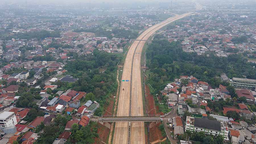 Proyek ruas Jalan Tol Cinere-Jagorawi (Cijago) sepanjang 14,64 km telah rampung dan sebagian telah beroperasi. (Bloomberg Technoz/Andrean Kristianto)