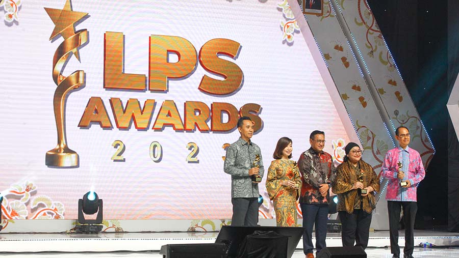 Selain itu dalam acara LPS Award 2023 terdapat juga kategori Bank terbaik dalam pelaporan SCV. (Bloomberg Technoz/Andrean Kristianto)