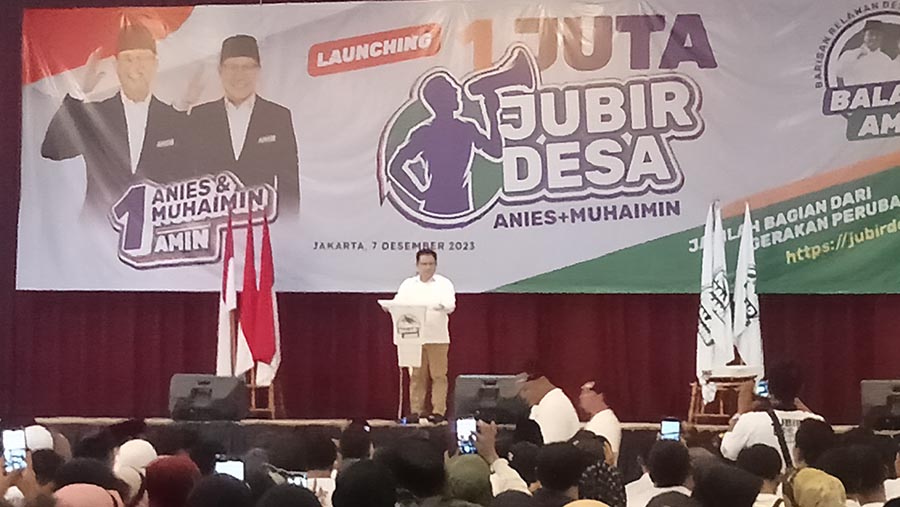 Cawapres nomor urut 1, Muhaimin Iskandar saat Launching 1 juta Jubir Desa. (Bloomberg Technoz/ Pramesti Regita Cindy)