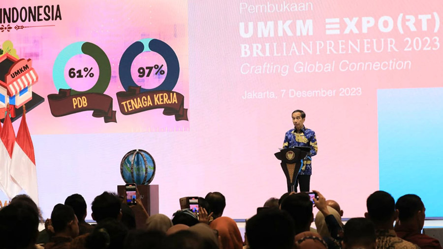 Presiden Jokowi membuka acara UMKM EXPO(RT) BRILIANPRENEUR 2023, rangkaian dari HUT ke-128 BRI. (Dok. BRI)
