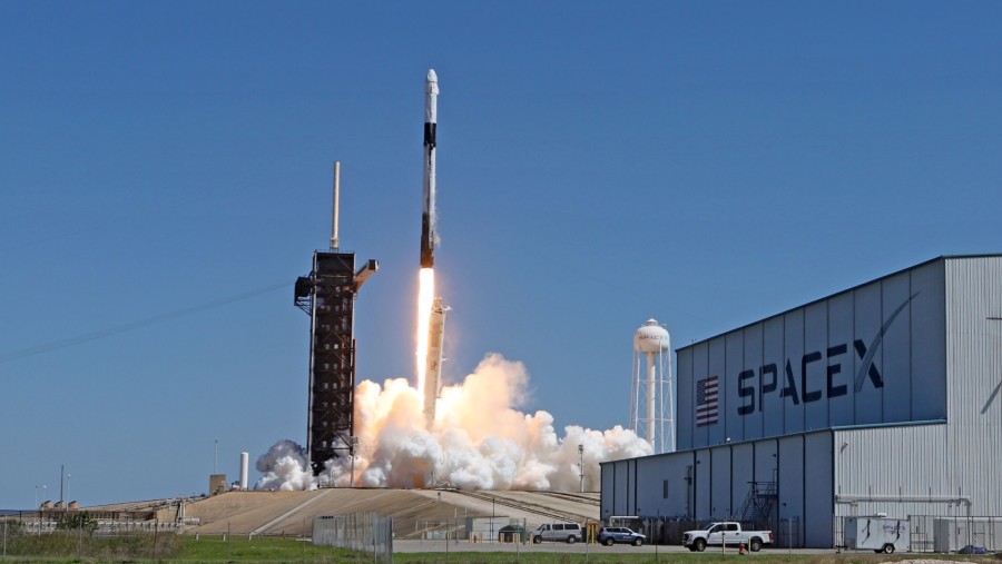 Ilustrasi perusahaan roket SpaceX milik Elon Musk. (Dok: Bloomberg)
