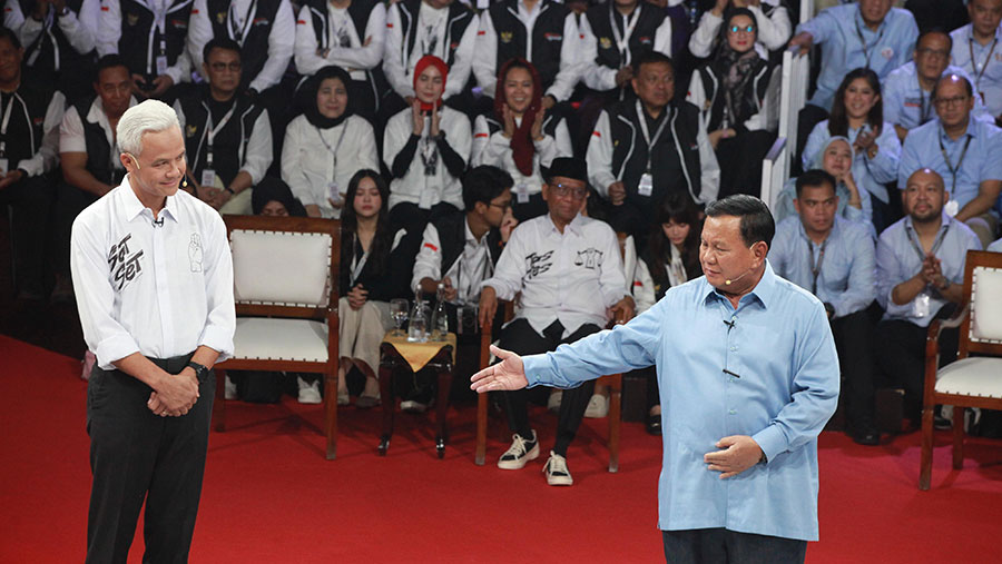 Ganjar Prabowo Debat Capres (Andrean/Bloomberg Technoz)