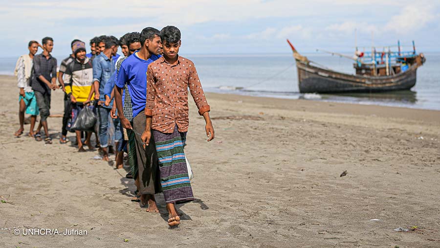 Kapal yang membawa 110 dan 119 orang pengungsi Rohingya berlabuh di Aceh Utara, pada 15 dan 16 November 2022. Foto: ©UNHCR/A. Jufrian
