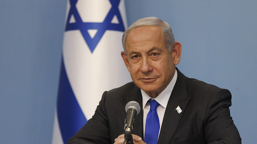 Perdana Menteri Israel, Benjamin Netanyahu saat konferensi pers di Yerusalem, Israel, Rabu (11/1/2023). (Kobi Wolf/Bloomberg)