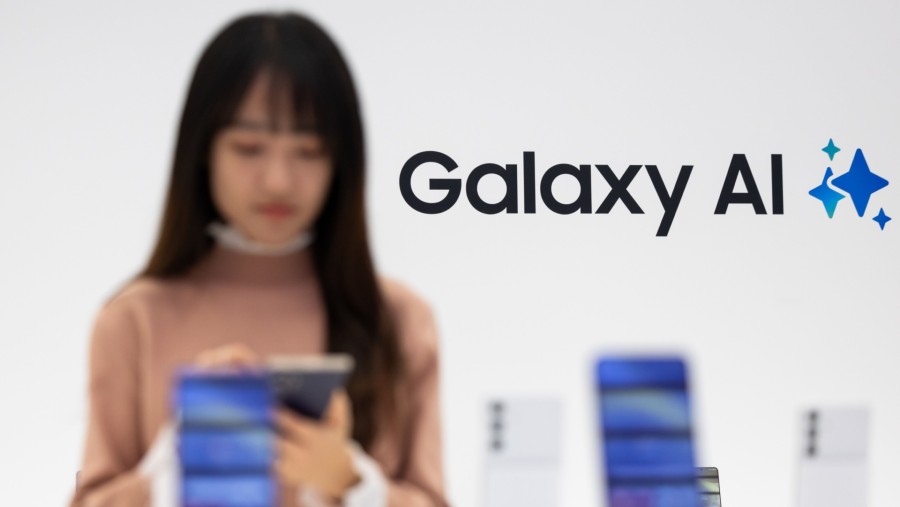 Samsung Galaxy S24. (Dok: Bloomberg)	
