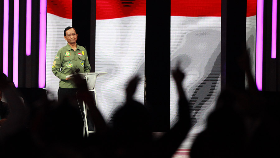 Cawapres nomor urut 3 Mahfud MD saat debat keempat cawapres di JCC, Jakarta, Minggu (21/1/2024). (Bloomberg Technioz/Andrean Kristianto)
