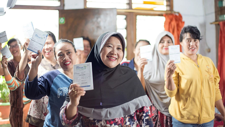 Holding Holding Ultra Mikro (UMi) melalui PNM menyediakan produk pinjaman Membina Ekonomi Keluarga Sejahtera (PNM Mekaar). (Dok. BRI)