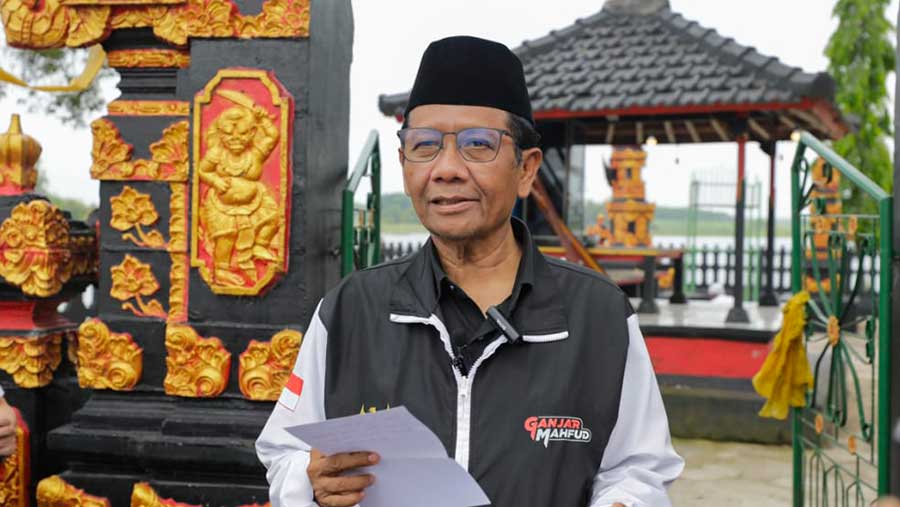 Menko Polhukam Mahfud MD mengumumkan rencana pengunduran diri dari Kabinet Indonesia Maju (Dok. TPN Ganjar-Mahfud)