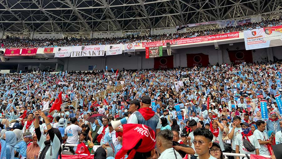 Kampanye Akbar Prabowo-Gibran di GBK, Sabtu (10/2/24). (Mis Fransiska/Bloomberg Technoz)