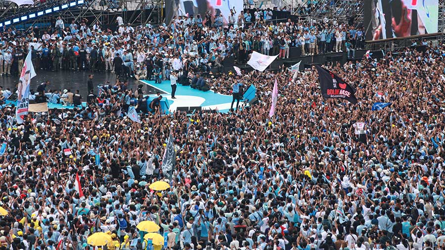 Prabowo mengklaim kampanye akbar yang digelar dihadiri sekitar 600 ribu orang,  (Bloomberg Technoz/Andrean Kristianto)