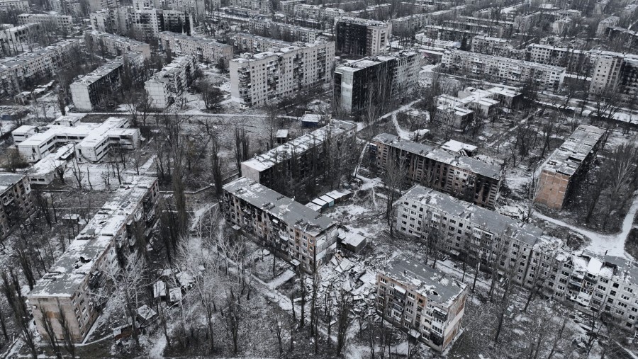 Bangunan hancur dan rusak di Avdiivka, Ukraina, Desember 2023./dok. Bloomberg