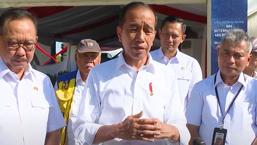 Presiden Jokowi Tinjau Perkembangan Pembangunan Lapangan Upacara di IKN, IKN, 29 Februari 2024 (Sumber: YouTube Setpres)