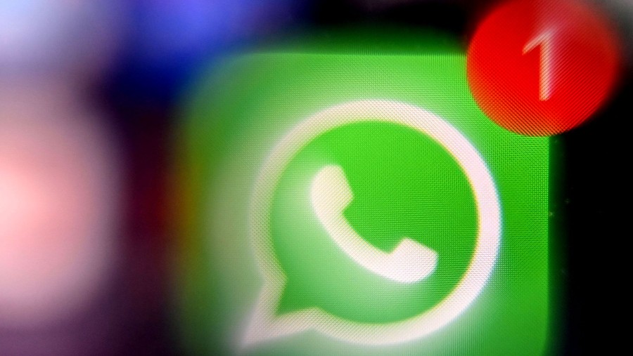 Aplikasi pesan WhatsApp. (Dok: Bloomberg)