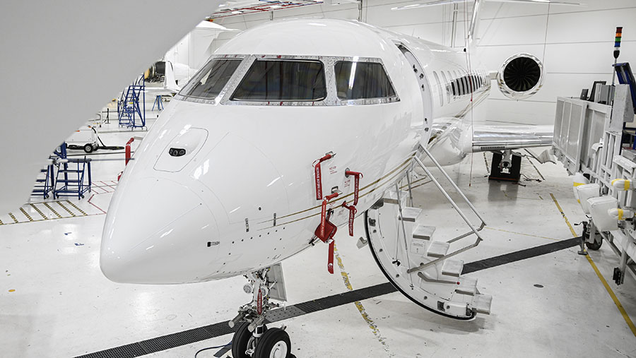 Bombardier memiliki pabrik produksi di lebih dari 25 negara dan mempekerjakan lebih dari 52 ribu karyawan. (Graham Hughes/Bloomberg)