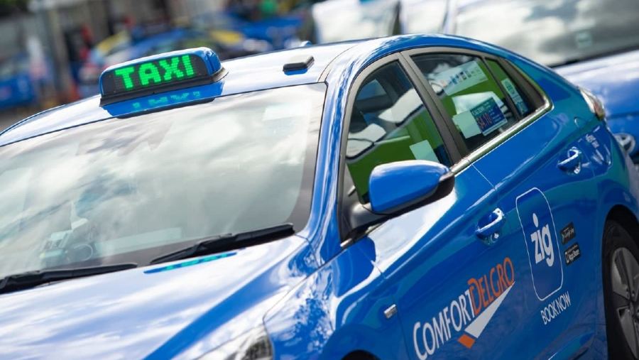 Perusahaan Taksi ComfortDelGro asal Singapura pasca kerja sama dengan platform Gojek Singapura. (Dok: Perusahaan)