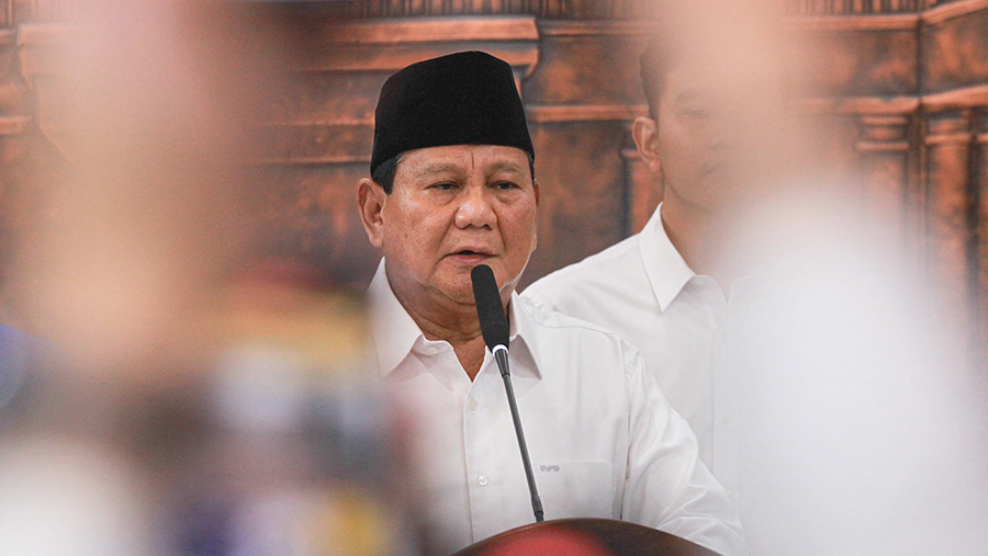 Capres terpilih Prabowo Subianto usai rapat pleno penetapan di gedung KPU, Rabu (24/4/2024). (Bloomberg Technoz/Andrean Kristianto)