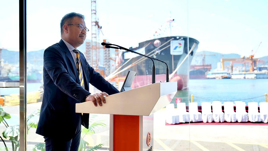 Sekretaris Kementerian BUMN Rabin Indrajad Hattari saat peresmian dua kapal tanker gas raksasa Very Large Gas Carrier (VLGC). (Dok. PIS)