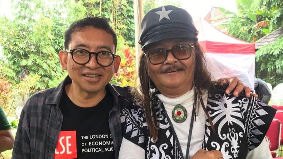 Penyanyi Dangdut Jhony Iskandar bersama Politikus Partai Gerindra Fadli Zon. (IG Jhony Isk)