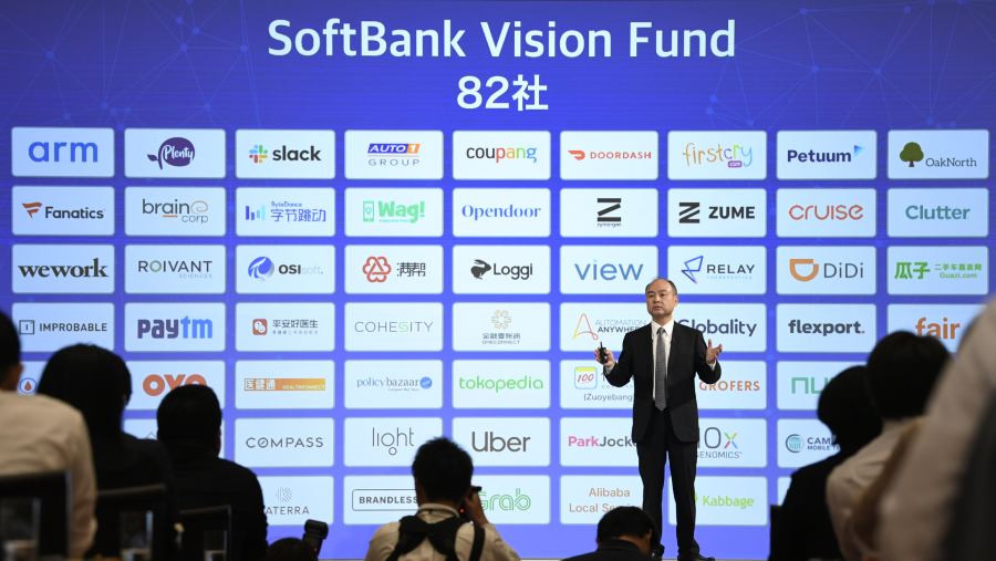 Chairman dan CEO SoftBank Masayoshi Son (Dok: Bloomberg)