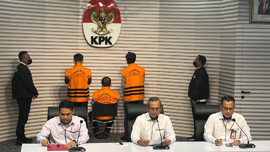 KPK Tetapkan Dirut PTPN XI 2016 Tersangka Korupsi Pengadaan Lahan (Bloomberg Technoz/M Fikri)