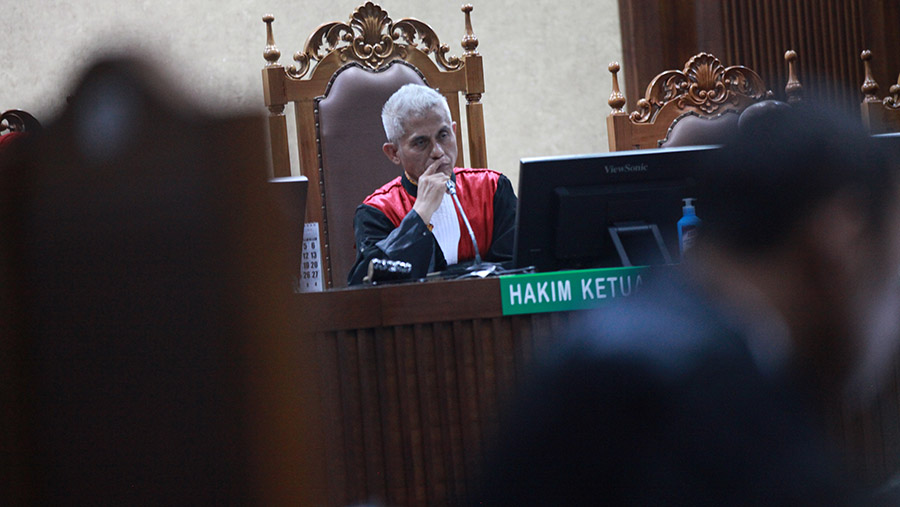 Majelis Hakim Pengadilan Negeri Tipikor sebelumnya menolak berbagai nota keberatan terdakwa Karen Agustiawan. (Bloomberg Technoz/Andrean Kristianto)