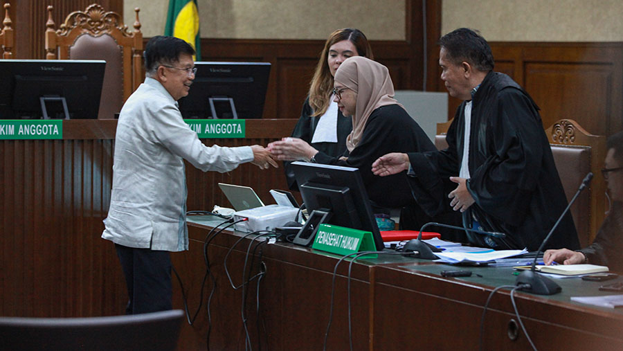 Mantan Wapres, Jusuf Kalla menjadi saksi kasus dugaan korupsi LNG di Pengadilan Tipikor, Kamis (16/5/2024). (Bloomberg Technoz/Andrean Kristianto)