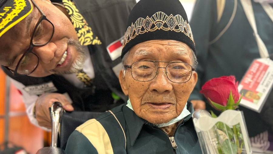 Mbah Harjo, usia 110 tahun merupakan jemaah haji tertua dari Indonesia. (Media Center Haji. Kemenag)