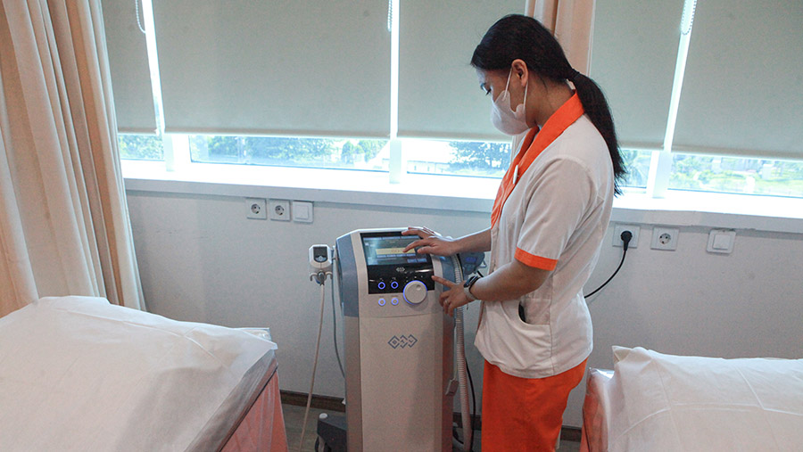 Selain dokter berpengalaman, Akasia 365mc juga memiliki teknologi tercanggih serta perawatan yang aman. (Bloomberg Technoz/Andrean Kristianto)